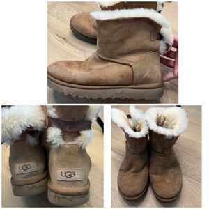 UGG Bailey Bow Womens size 8